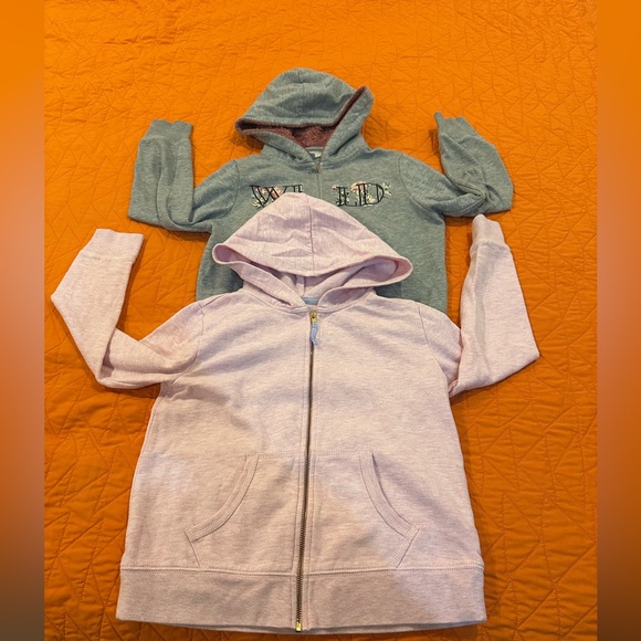 Bundle of 2 Jessica Simpson Gray and Pink unbranded Kids Hoodies - Picture 1 of 13